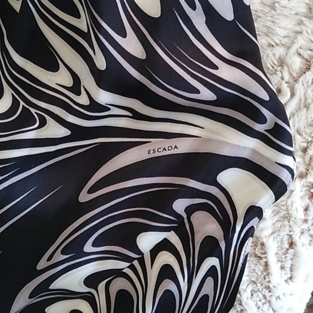 Escada Dress - Picture 11 of 14